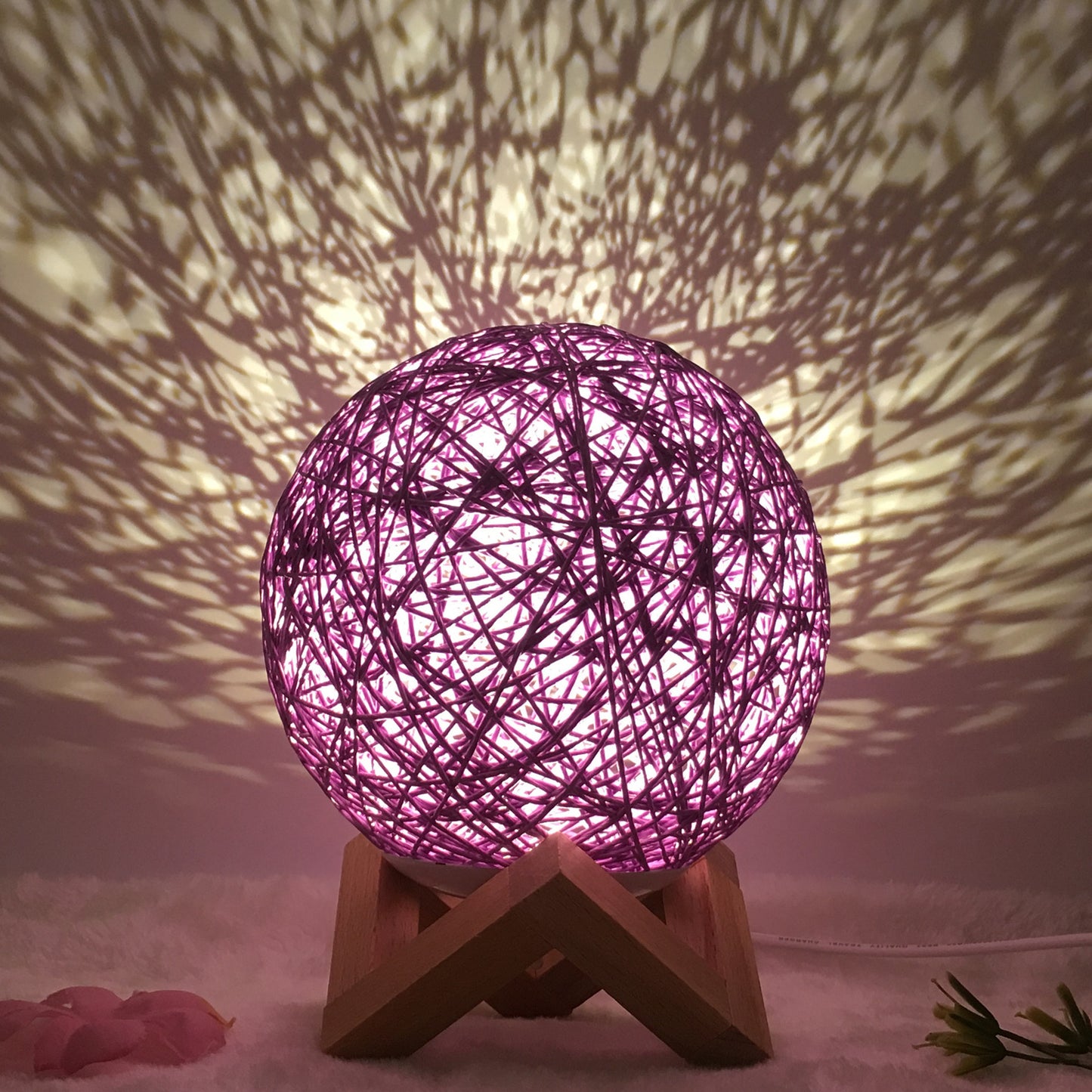 Creative Linen & Rattan Ball Table Lamp with Remote Control – Duvencioglu