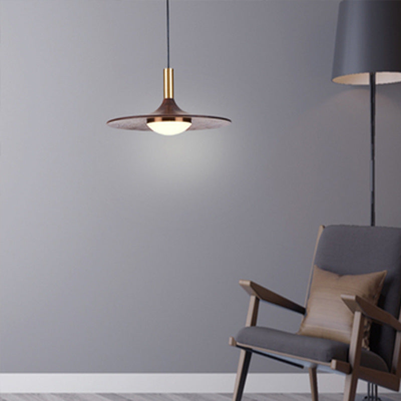 Nordic Retro Flying Saucer Chandelier – Wood & Iron Pendant for Bars – Duvencioglu