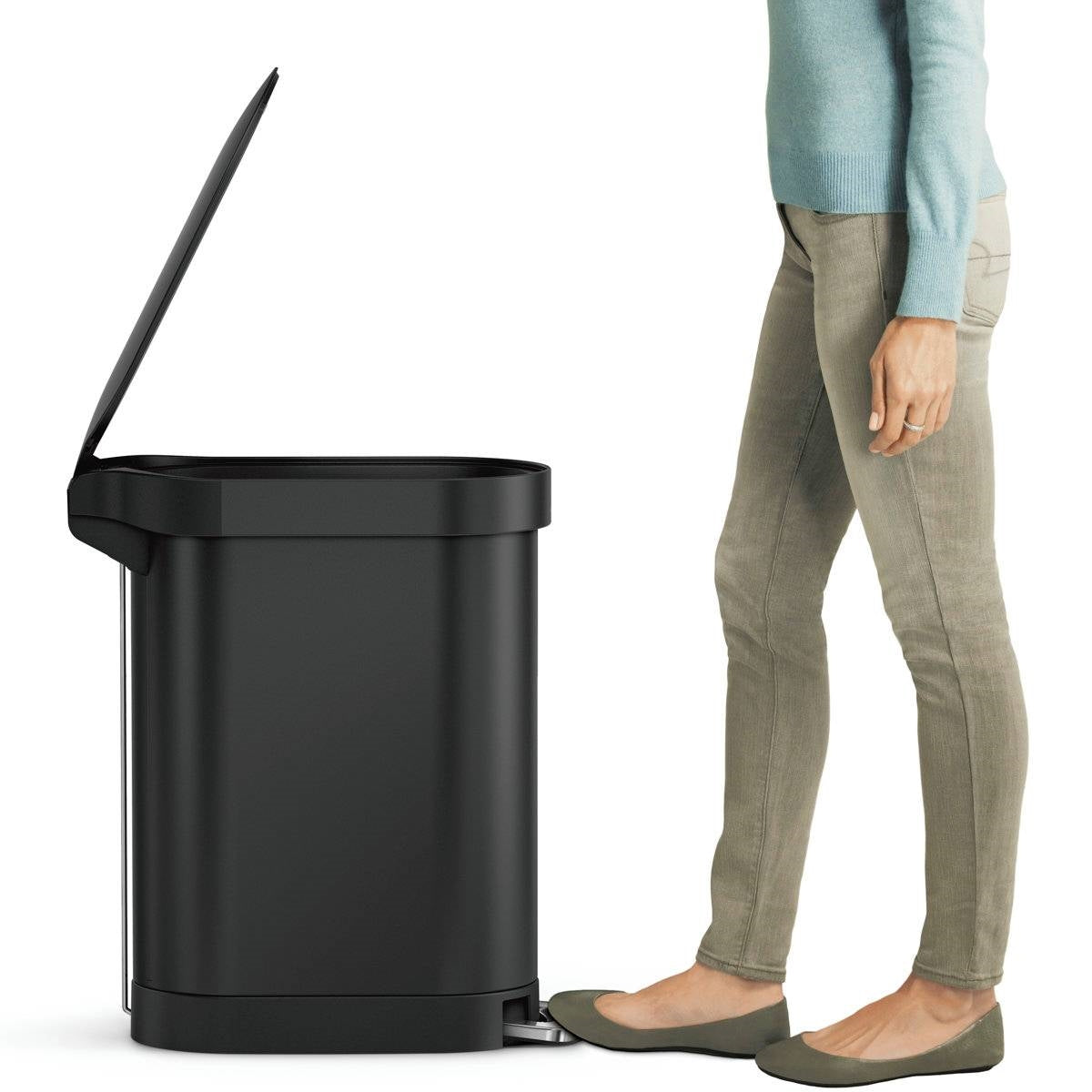 Matte Black 12-Gallon Narrow Kitchen Trash Can - Silent Step-On Lid – Duvencioglu