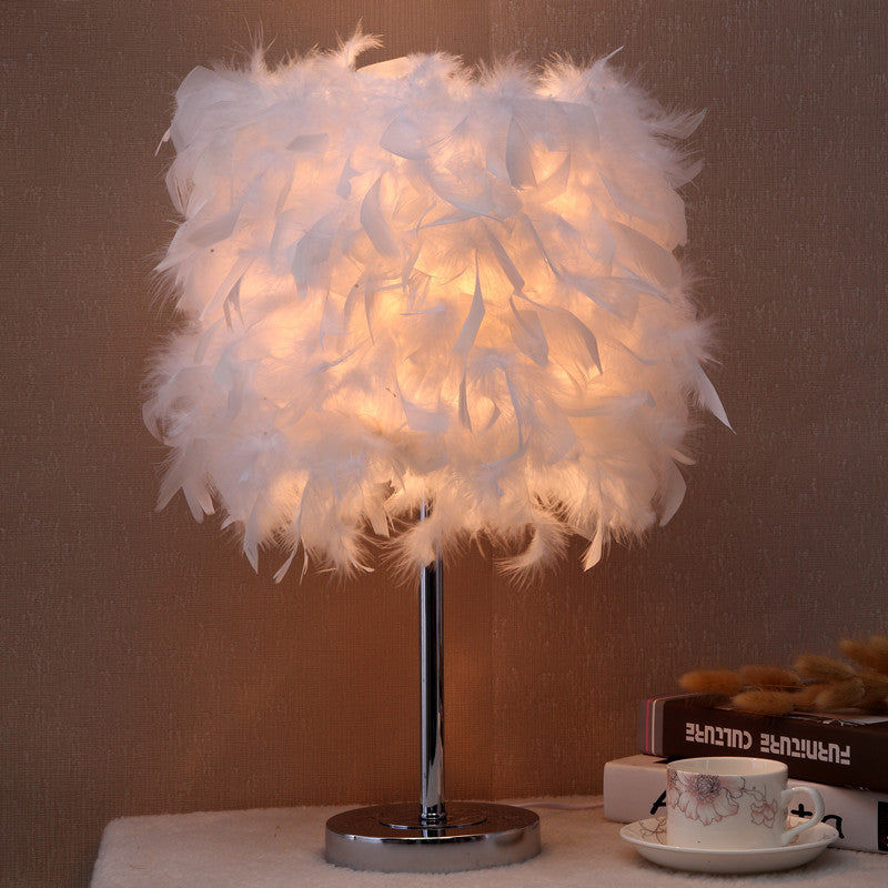 Cute Feather Night Light - Bedroom & Living Room Decor – Duvencioglu