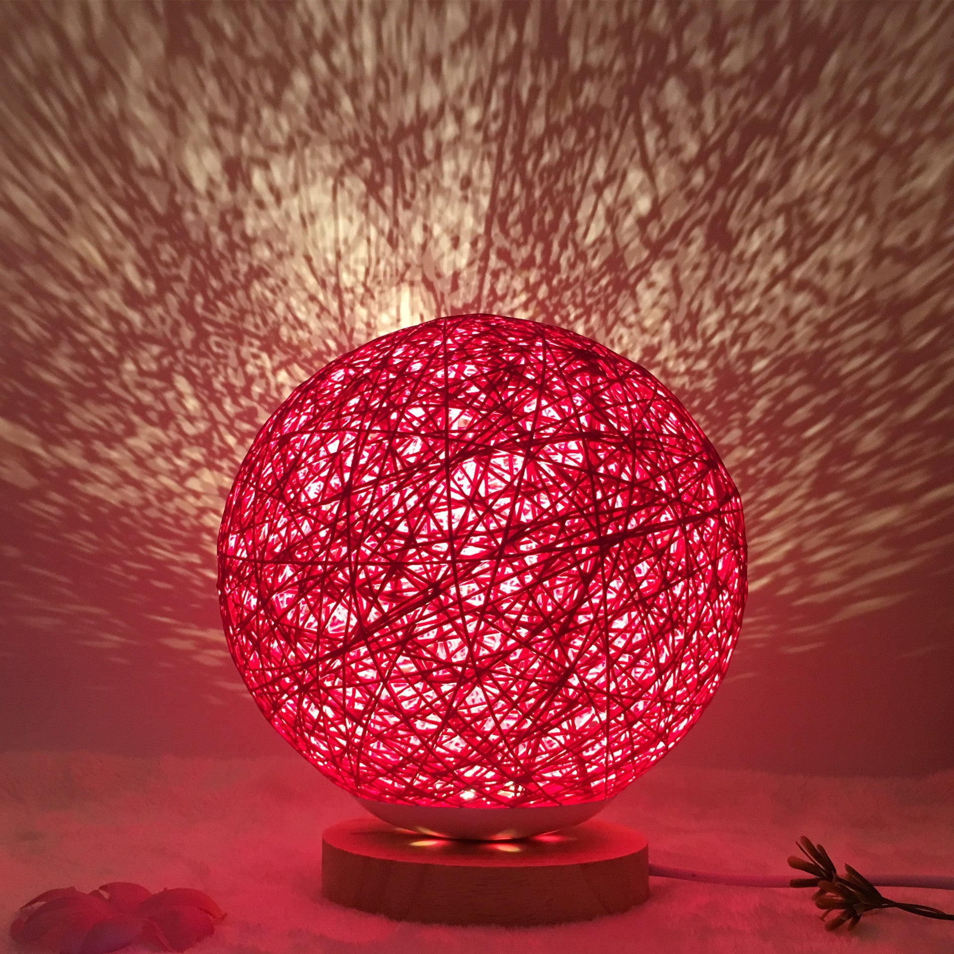 Creative Linen & Rattan Ball Table Lamp with Remote Control – Duvencioglu