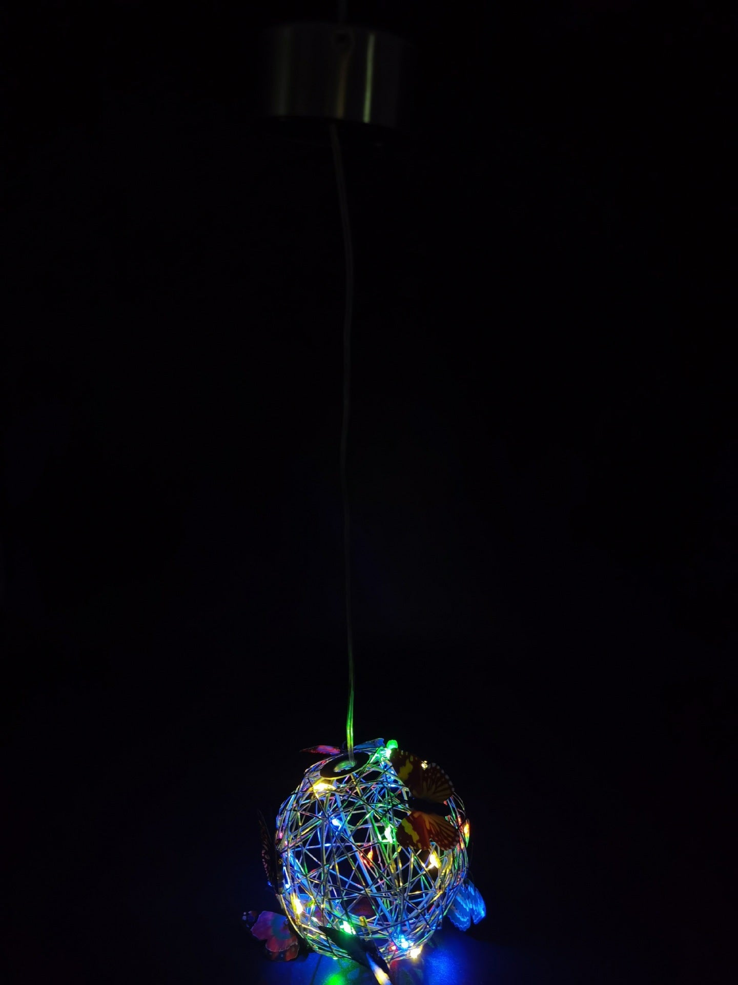 Solar Powered Butterfly Ball Light - Outdoor Garden Decor – Duvencioglu