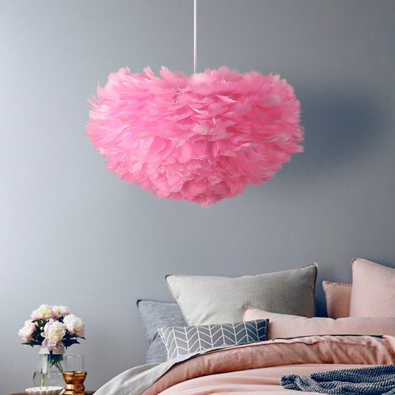 Nordic Feather LED Bedside Chandelier – 30 cm Romantic Pendant – Duvencioglu
