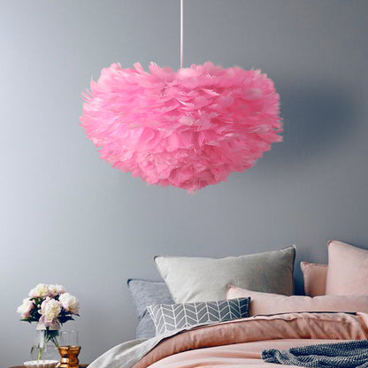 Nordic Feather LED Bedside Chandelier – 30 cm Romantic Pendant – Duvencioglu