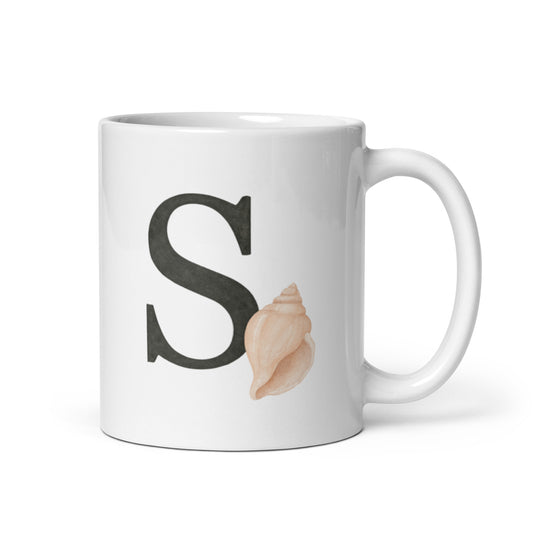 S Initial Mug with Seashell – Watercolor Letter S Coffee Cup – Calm Ocean-Inspired Gift – Personalized Name Mug for Her – Duvencioglu