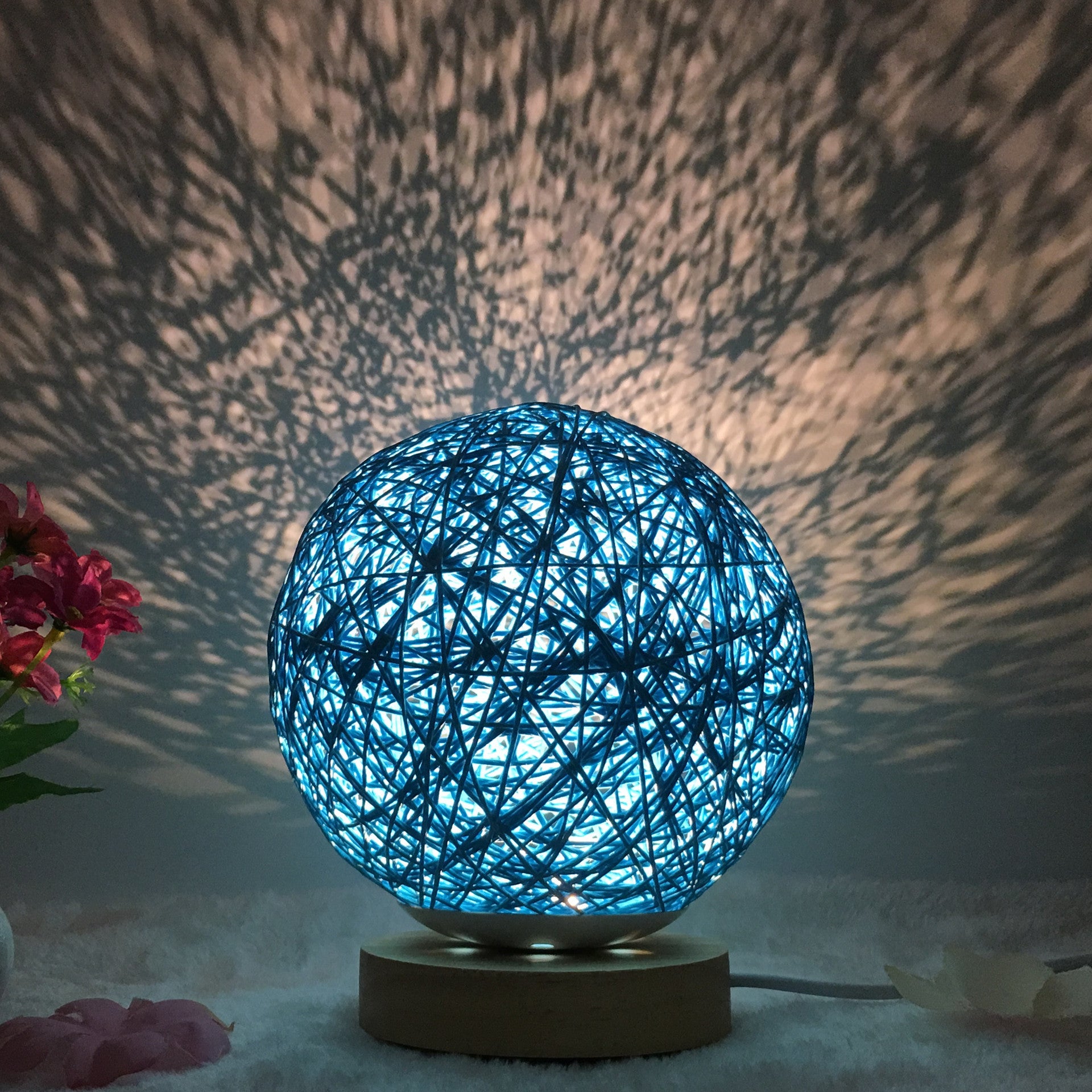 Creative Linen & Rattan Ball Table Lamp with Remote Control – Duvencioglu