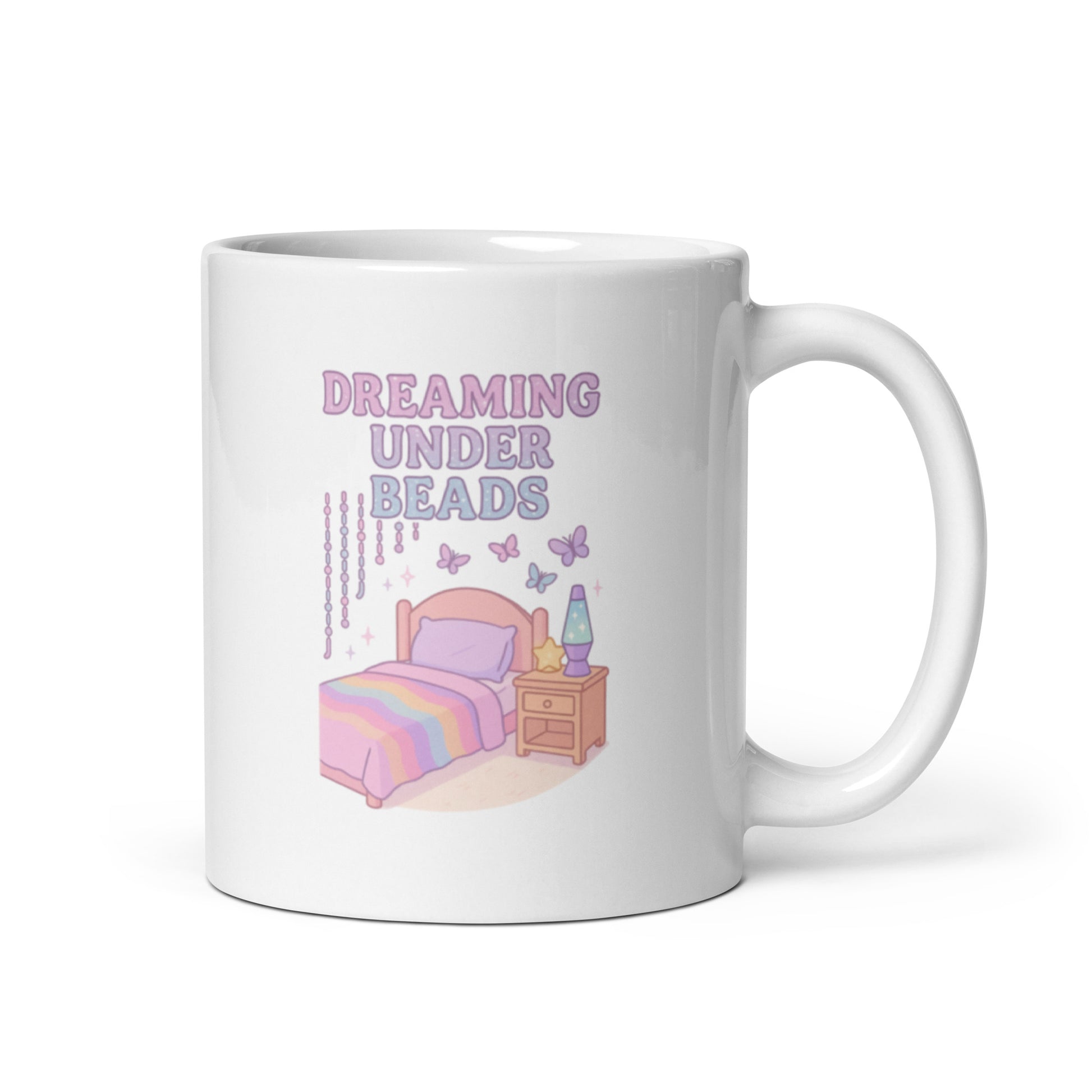 Dreaming Under Beads Mug – 90s Bedroom Aesthetic Quote Gift for Cozy Vibes – Duvencioglu