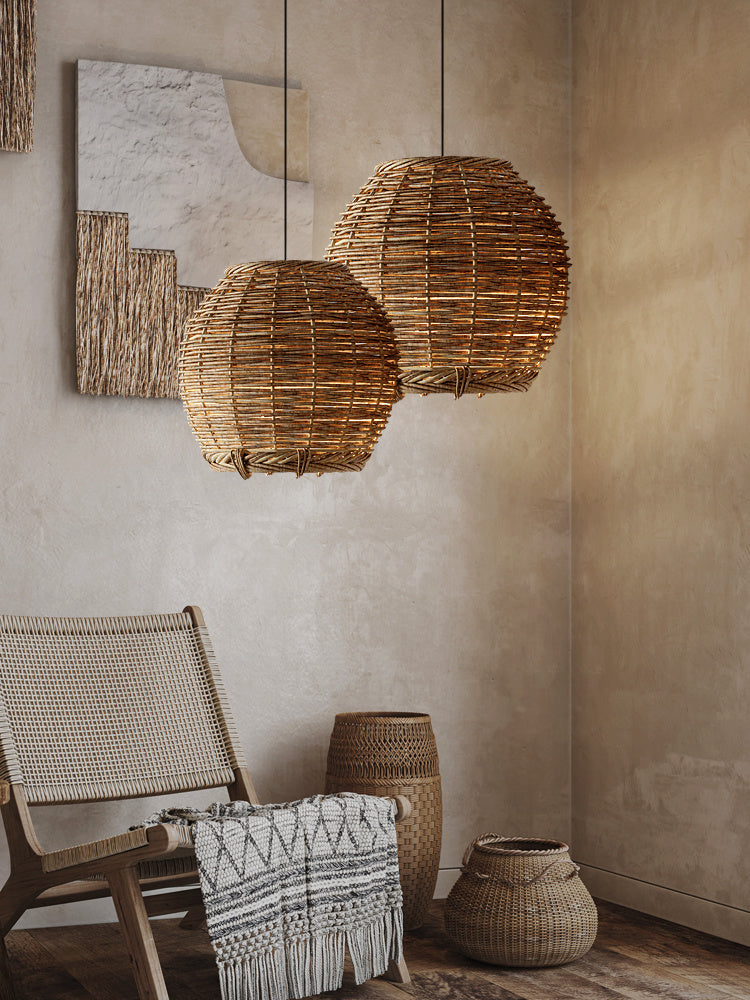 Wabi-Sabi Handwoven Rattan Bedside Chandelier – Natural LED Pendan – Duvencioglu