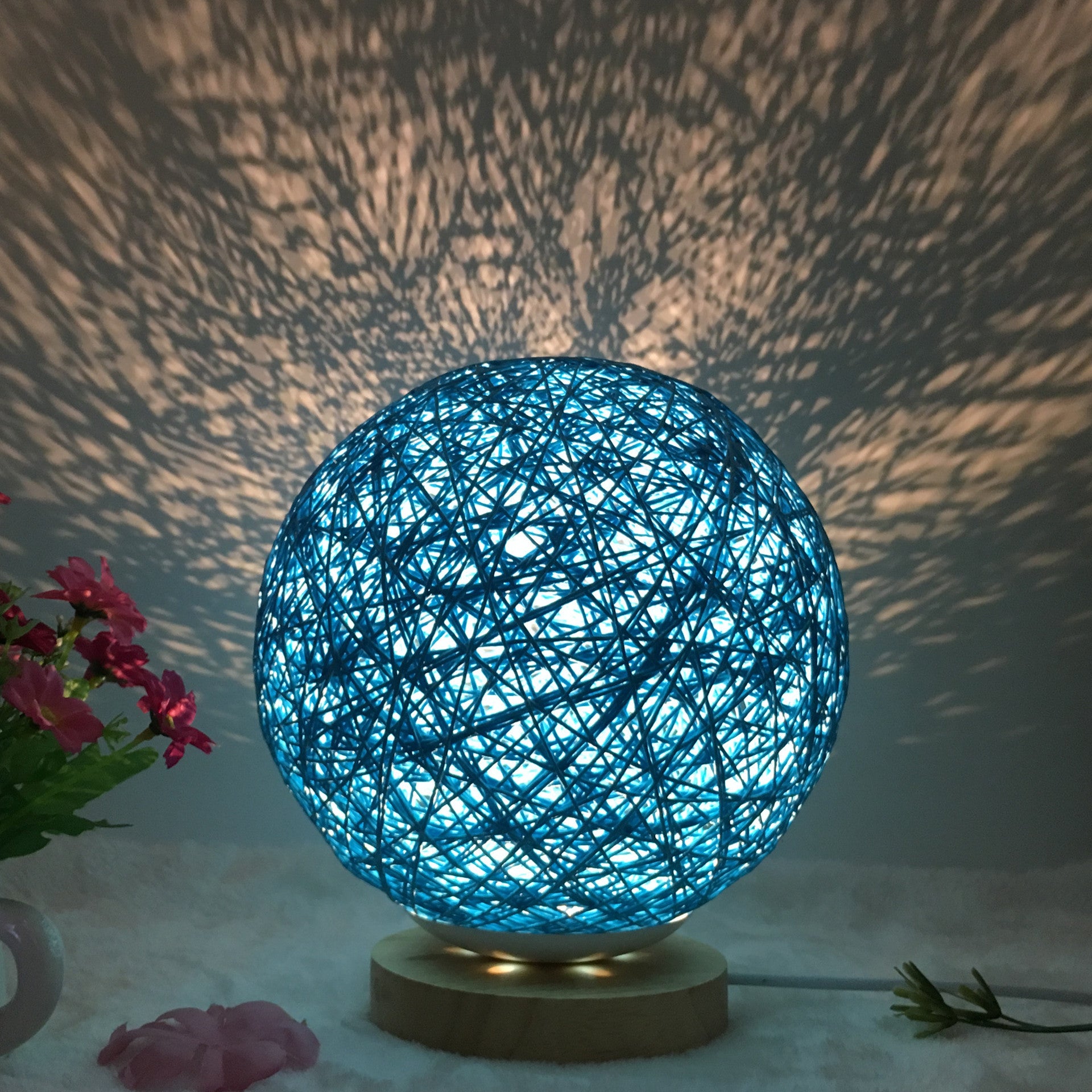 Creative Linen & Rattan Ball Table Lamp with Remote Control – Duvencioglu