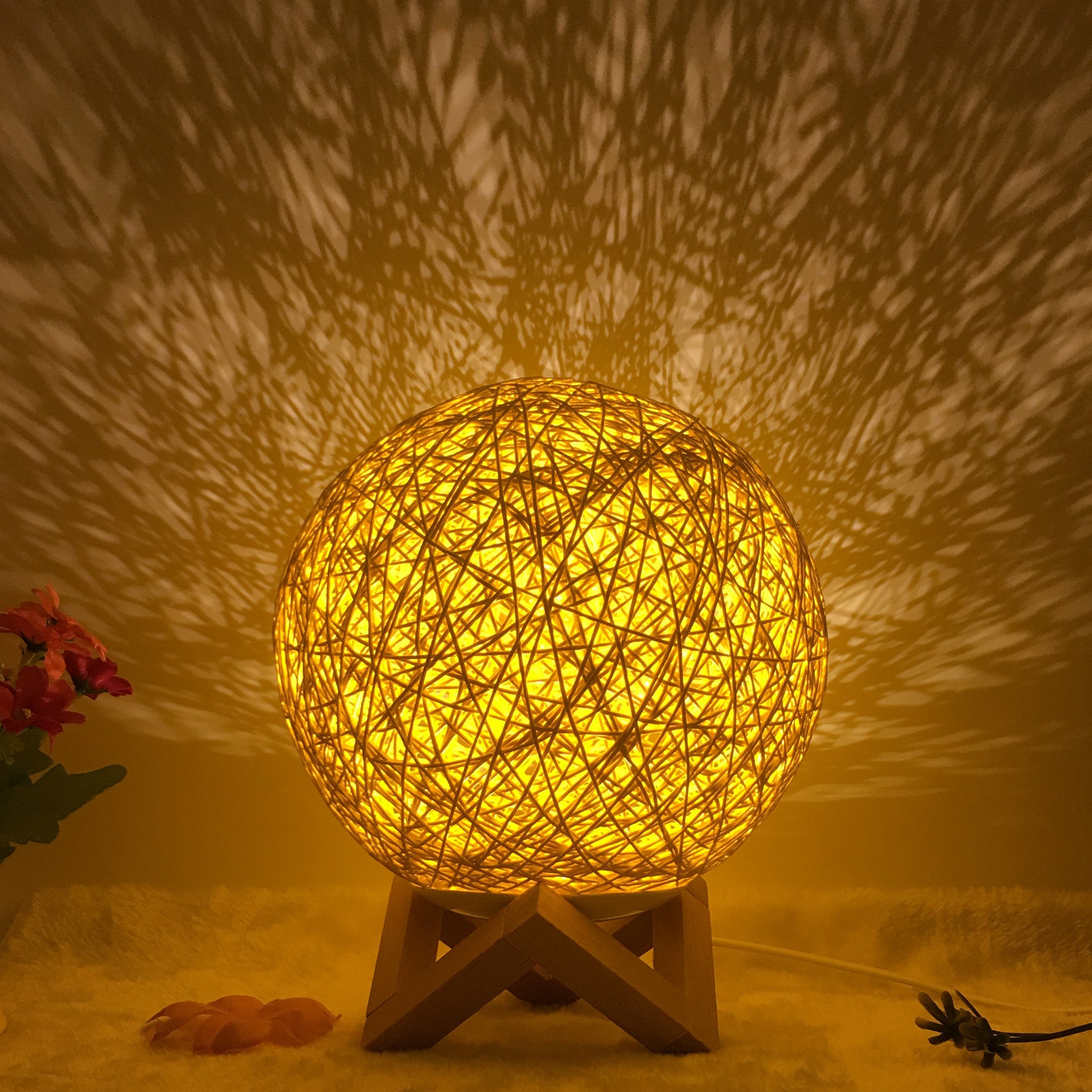Creative Linen & Rattan Ball Table Lamp with Remote Control – Duvencioglu