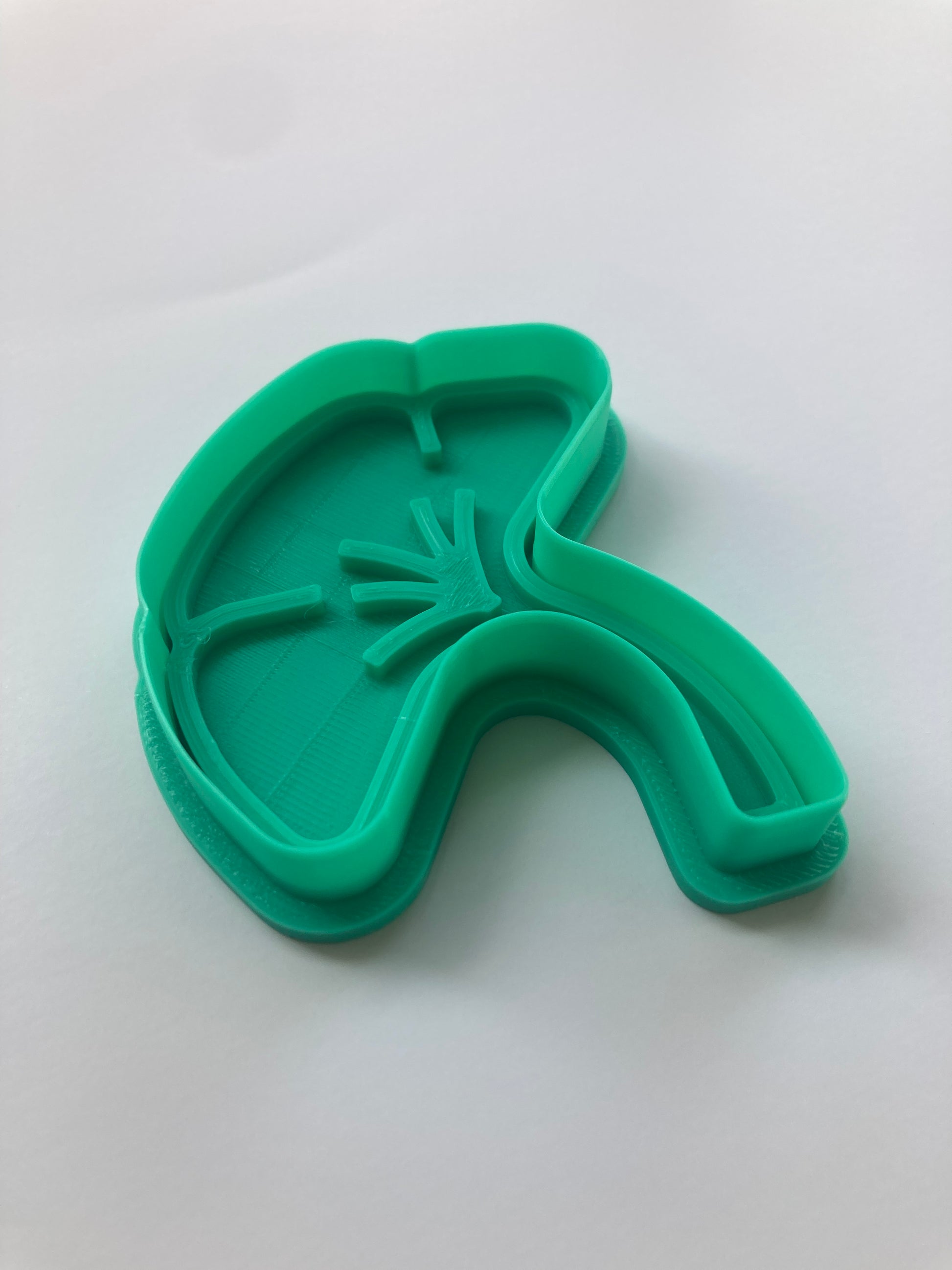Ginkgo Biloba Leaf Cookie Cutter - Elegant Kitchen Baking Tool – Duvencioglu