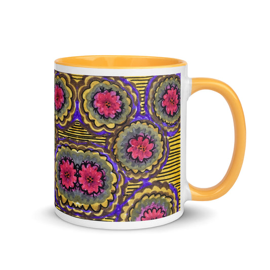 Vintage Floral Mug – Retro Layered Flowers on Gold Striped Background, Nostalgic Coffee Cup Gift – Duvencioglu